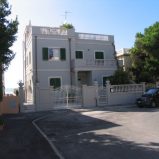 Ferienhaus Villa Debora, 20 m. vom Meer, Sandstrand – San Vincenzo, Livorno