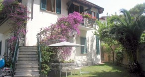 Ferienwohnung Alessandro, Garten und 200 m. von Sandstrand – Castiglioncello, Livorno